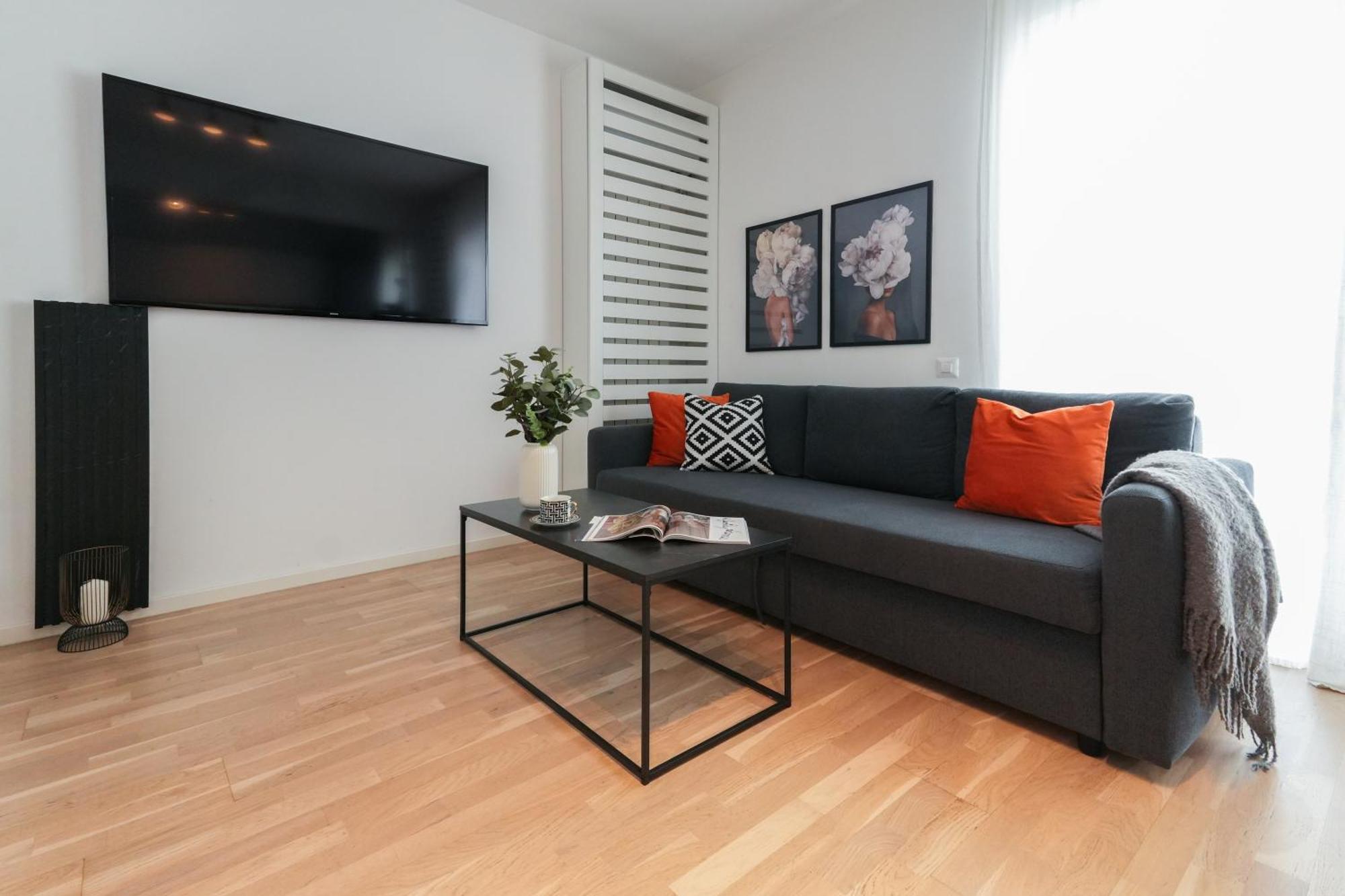 Maria - Modern Apartment With Parking And Workspace Bucharest Luaran gambar